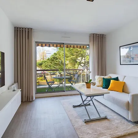 Apartment Avec Balcon Vue Mer,